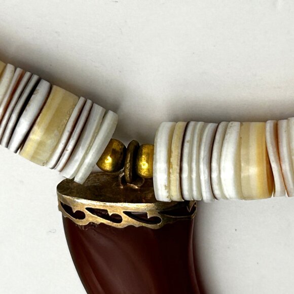 Vintage Shell Heishi Bead Necklace Carnelian Claw Pendant Tribal Boho 16 - Picture 11 of 14